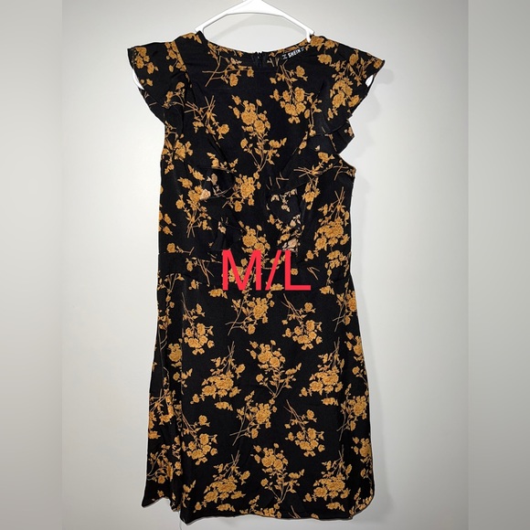 5 dresses BUNDLE Sale!! - Picture 3 of 5